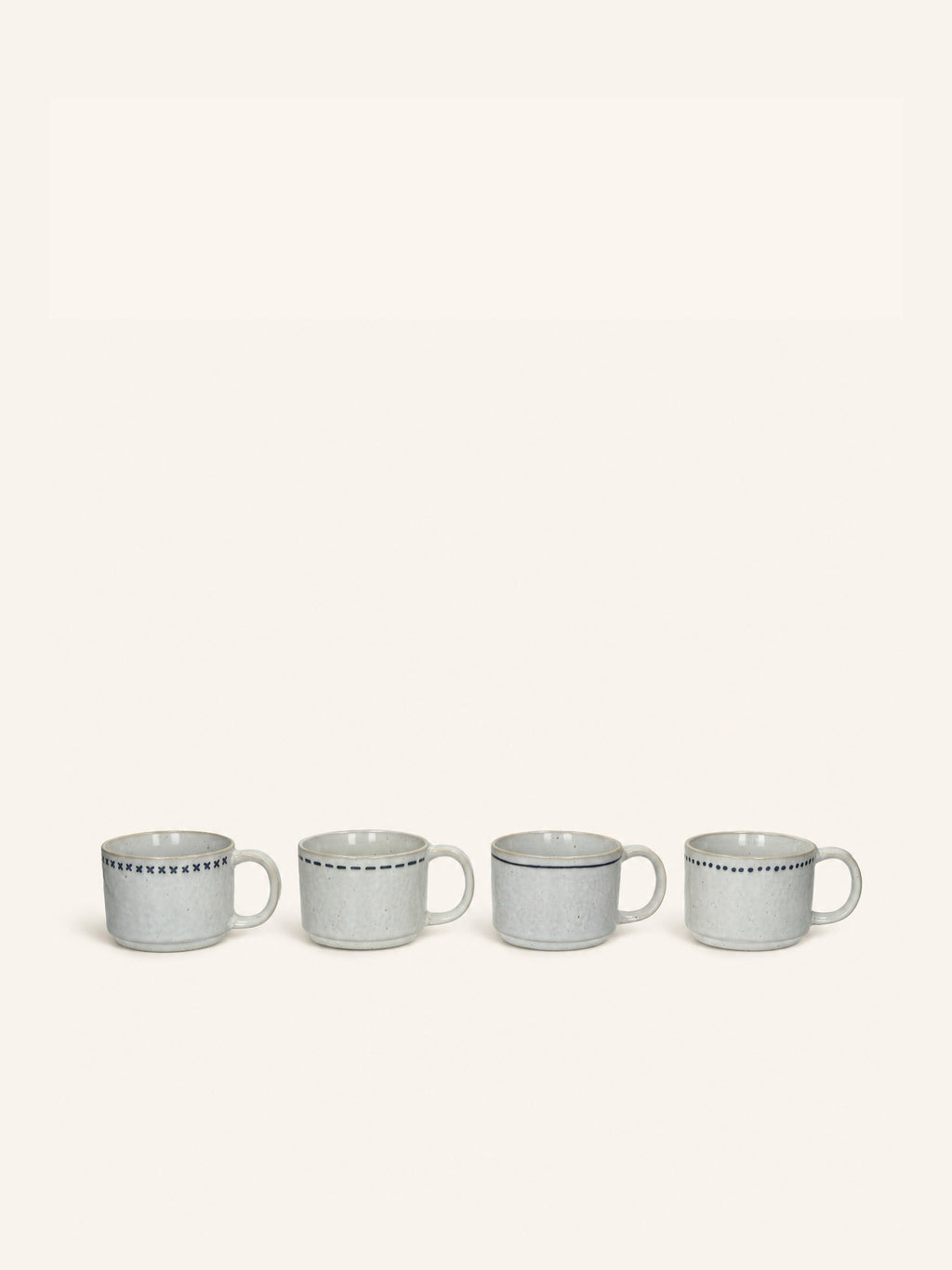 TULUA - set/4 bekers - steengoed - DIA 9 x H 6,9 cm - wit