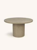 Beige – PIASTRO - mesa - yeso de cal - DIA 150 x H 76 cm - gris/beige