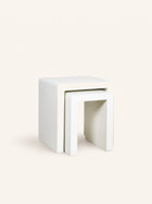 VERONA - juego de 2 mesas auxiliares - yeso de cal - L 33/45 x W 40/45 x H 43/50 cm - blanco roto