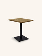 BISTRO - table - oak - L 70 x W 70 x H 76 cm - natural