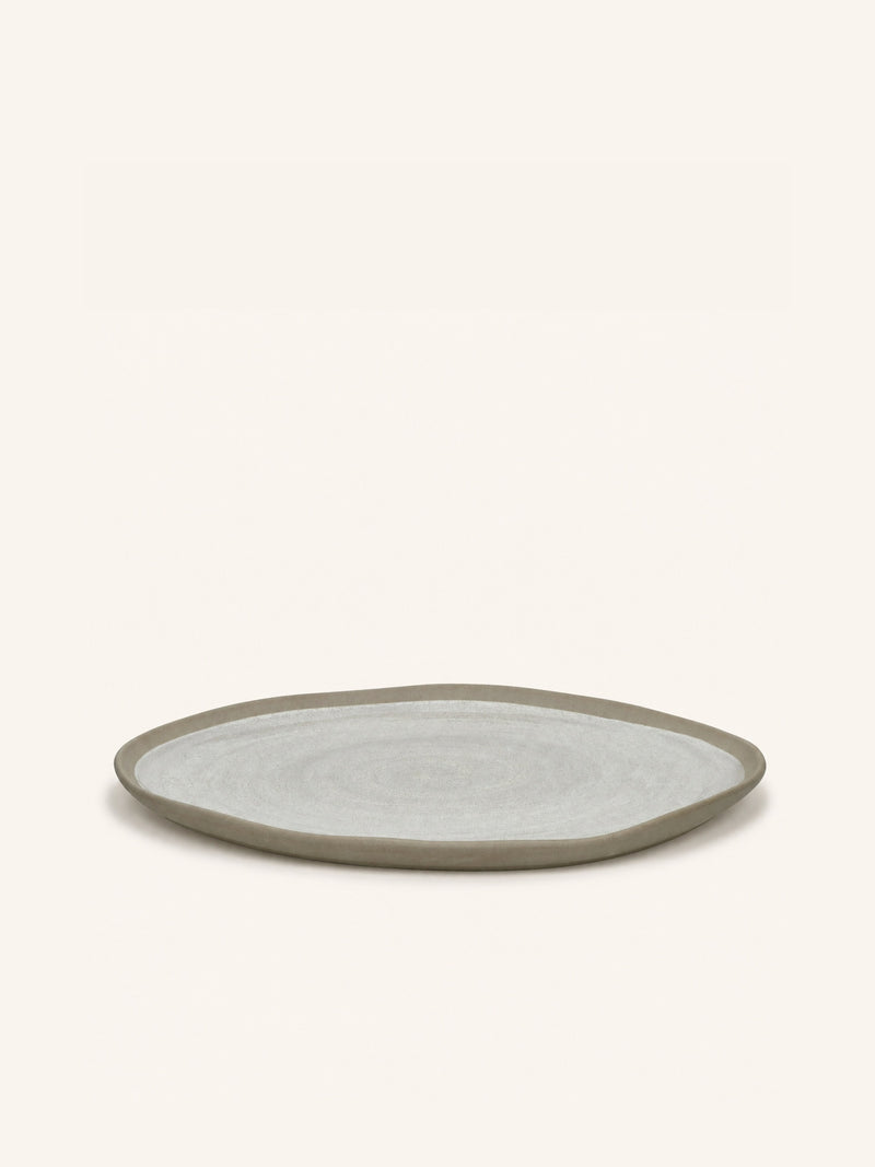 PRIMEVAL - dinerbord - porselein - L 27 x W 24,3 x H 1,5 cm - licht grijs