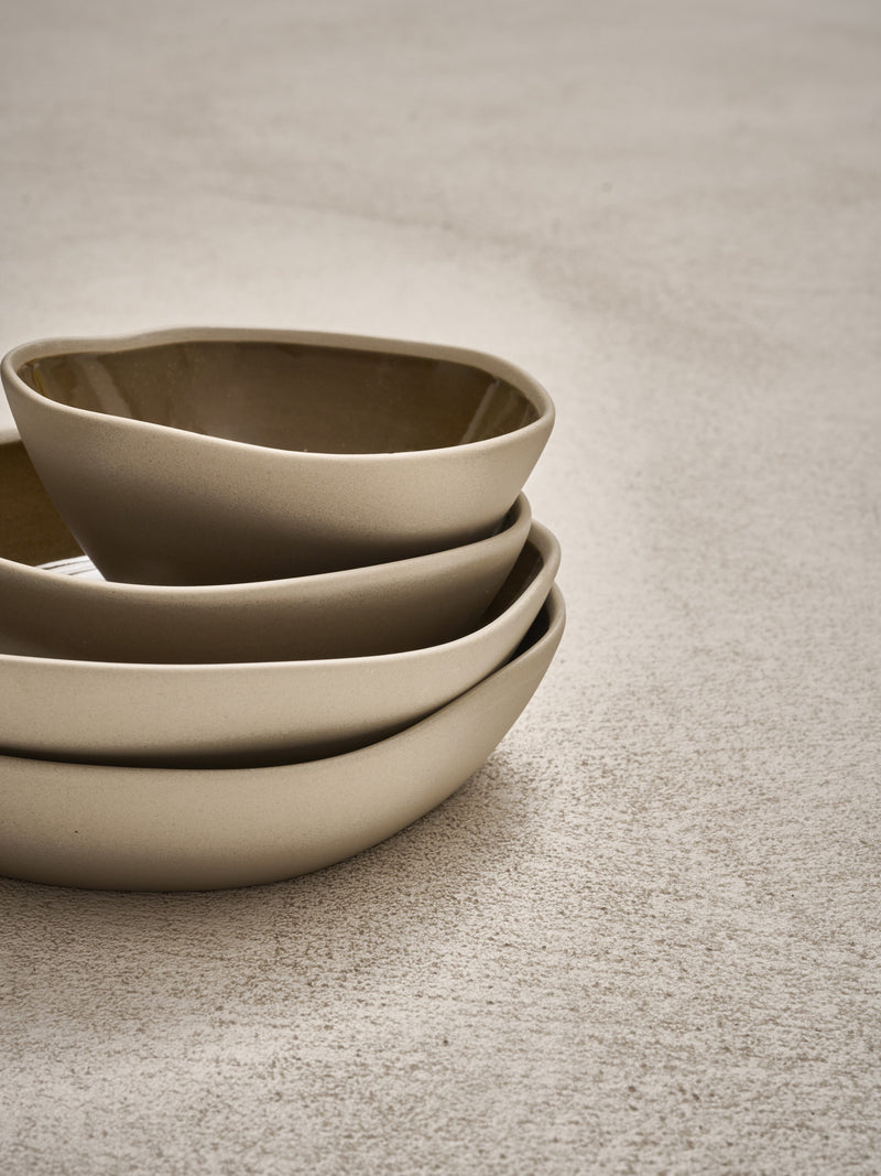 PRIMEVAL - soup bowl - porcelain - L 18,5 x W 18 x H 4,8 cm - olive green