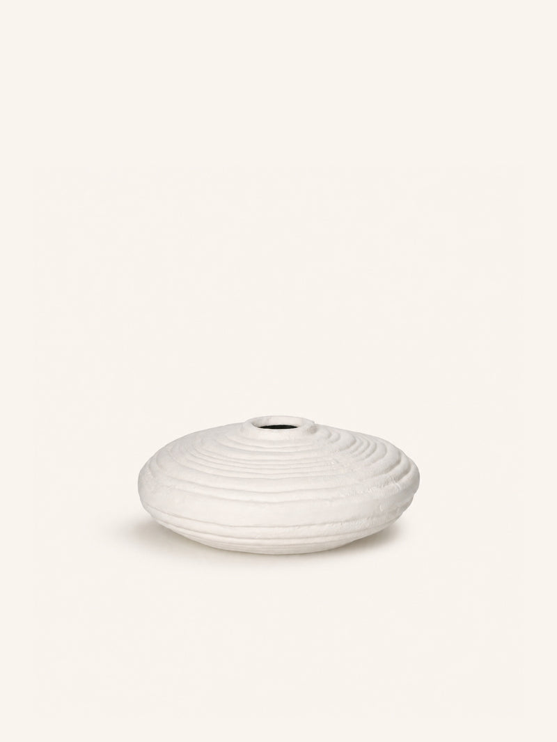 TRULLI - vase - metal - DIA 21,5 x H 9 cm - off-white