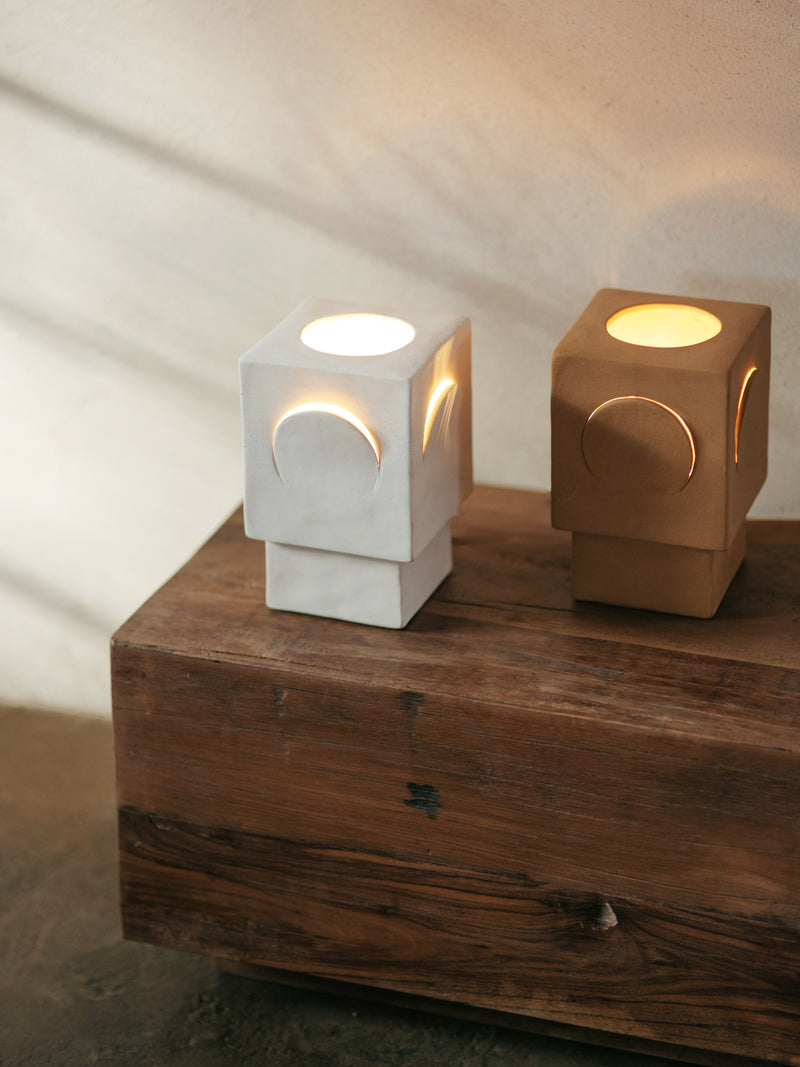 ECLIPSE - table lamp - stoneware - L 13 x W 13 x H 20,5 cm - ochre