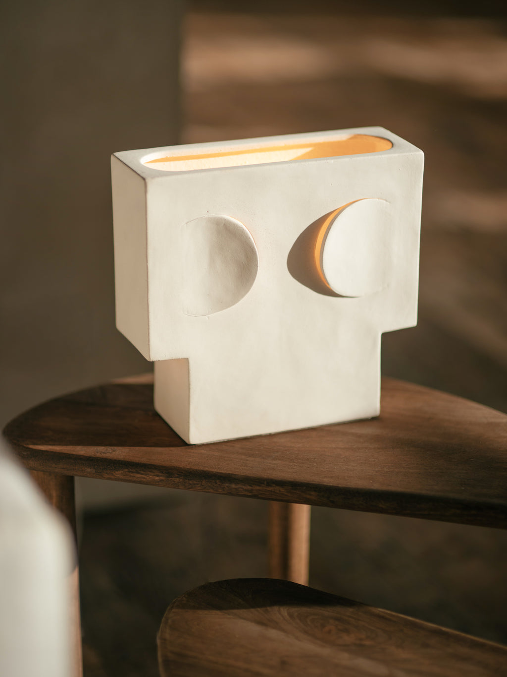 ECLIPSE - table lamp - stoneware - L 28 x W 10 x H 27 cm - white