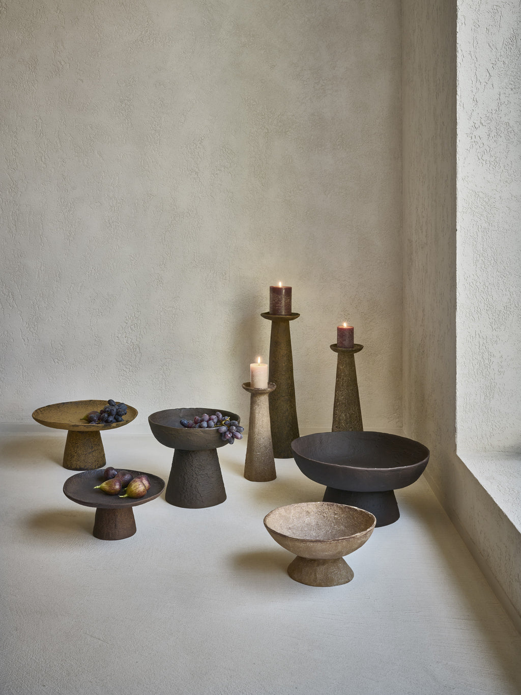 NIZA - candle holder - aluminium - DIA 13 x H 45 cm - dark brown