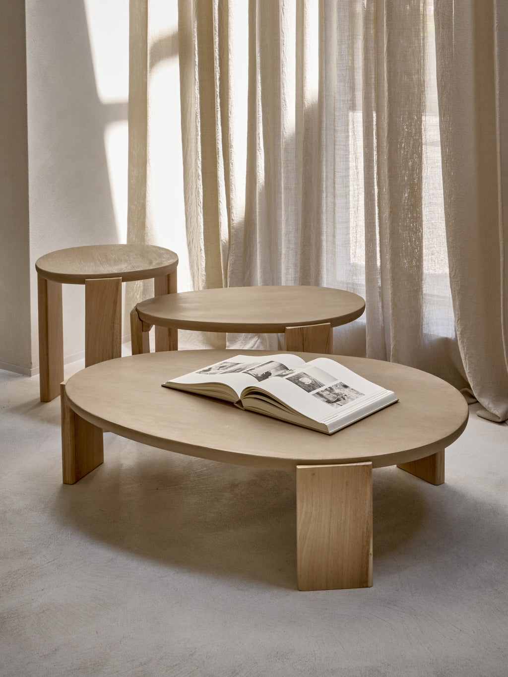 ARENA - Couchtisch - Kalkputz - L 120 x W 80 x H 32 cm - Sandfarbe