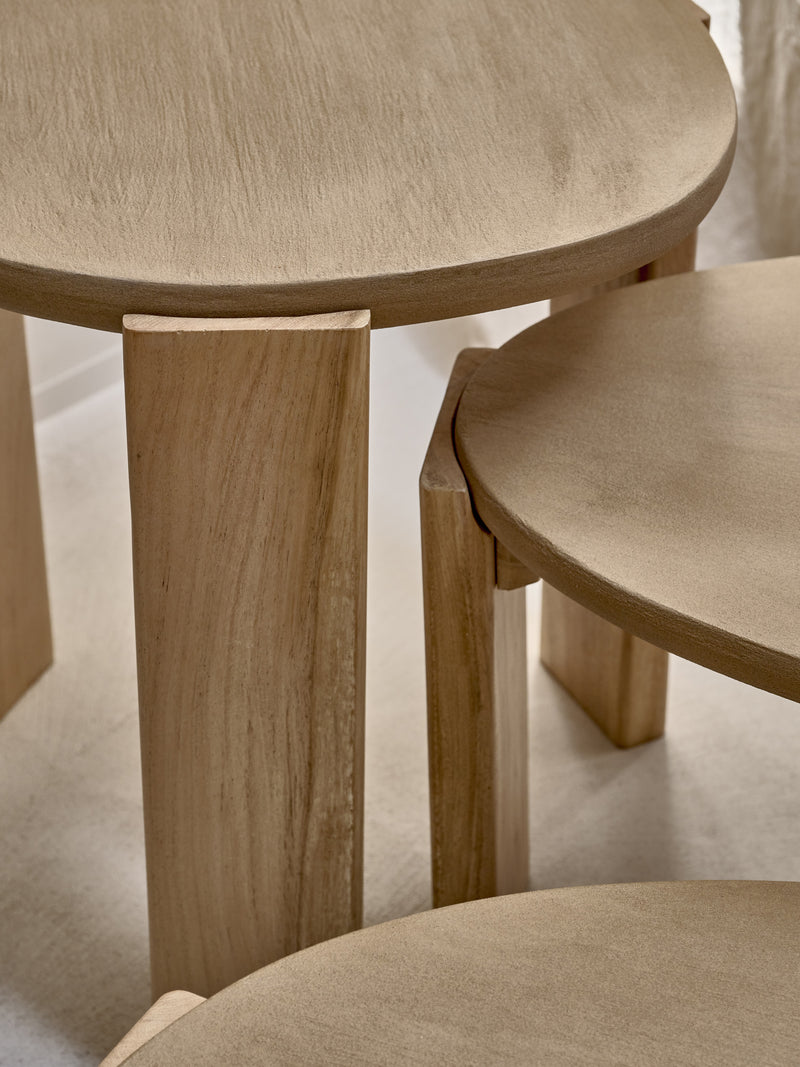 ARENA - table basse - enduit à la chaux - L 120 x W 80 x H 32 cm - couleur sable