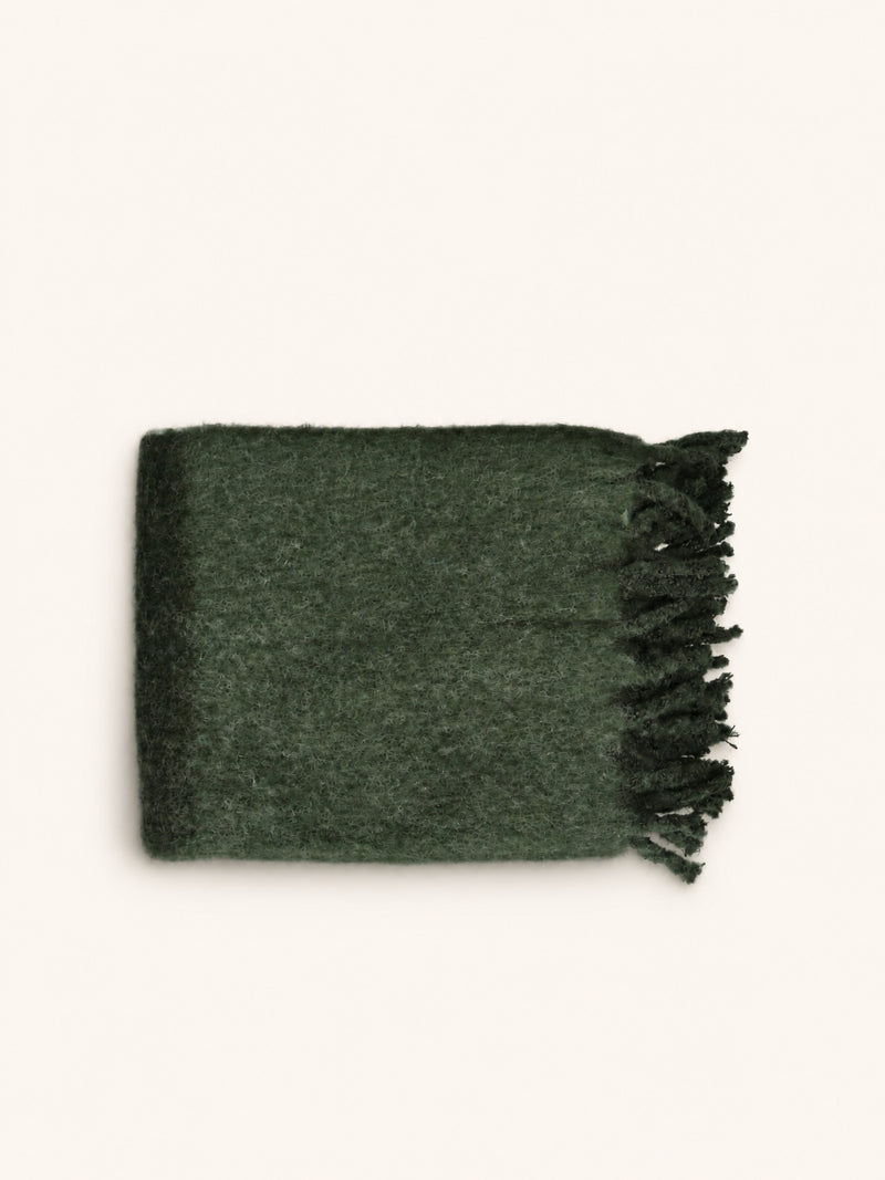 SUAVE - throw - acrylic - L 170 x W 130 cm - green