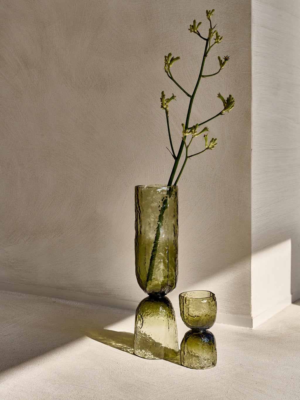 DIABOLO - vaas / windlicht - glas - DIA 11 x H 45 cm - groen