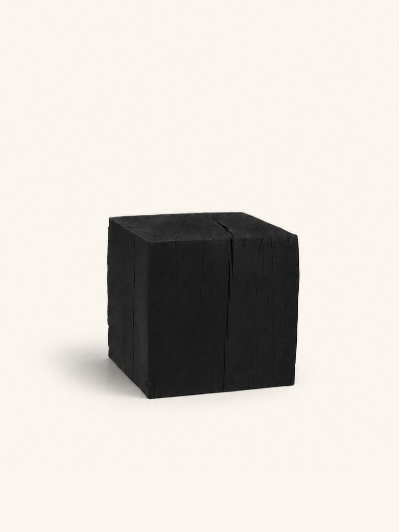 BURNT BLACK - side table / stool - polyresin - L 45 x W 45 x H 45 cm - black