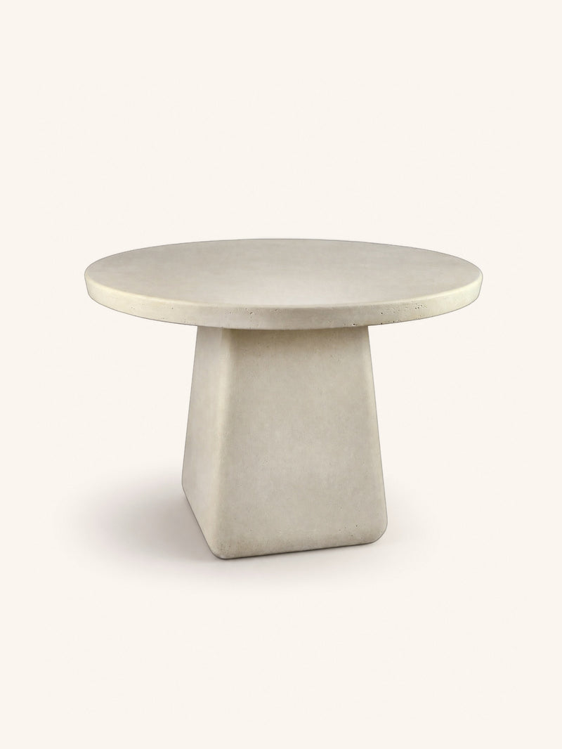 MAKURA - table - fibre cement - DIA 115 x H 76 cm - off-white