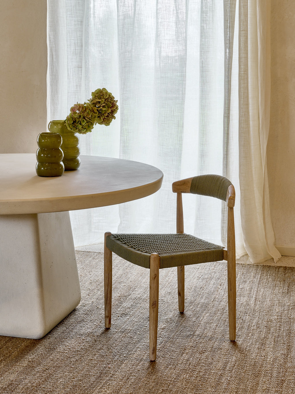 MAKURA - mesa - fibrocemento - DIA 150 x H 76 cm - blanco roto