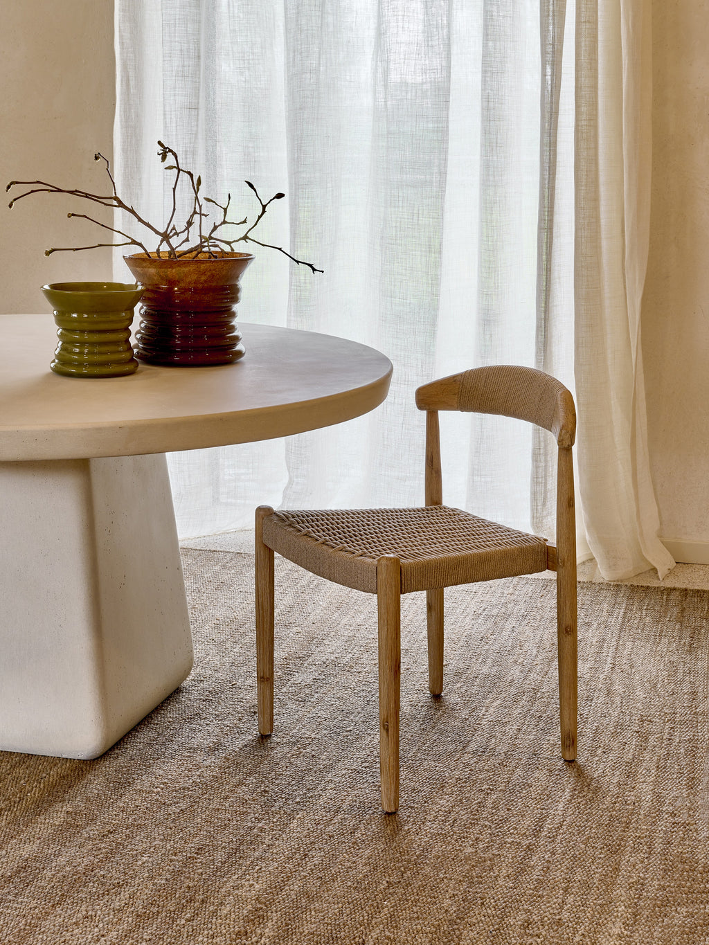 MAKURA - mesa - fibrocemento - DIA 150 x H 76 cm - blanco roto