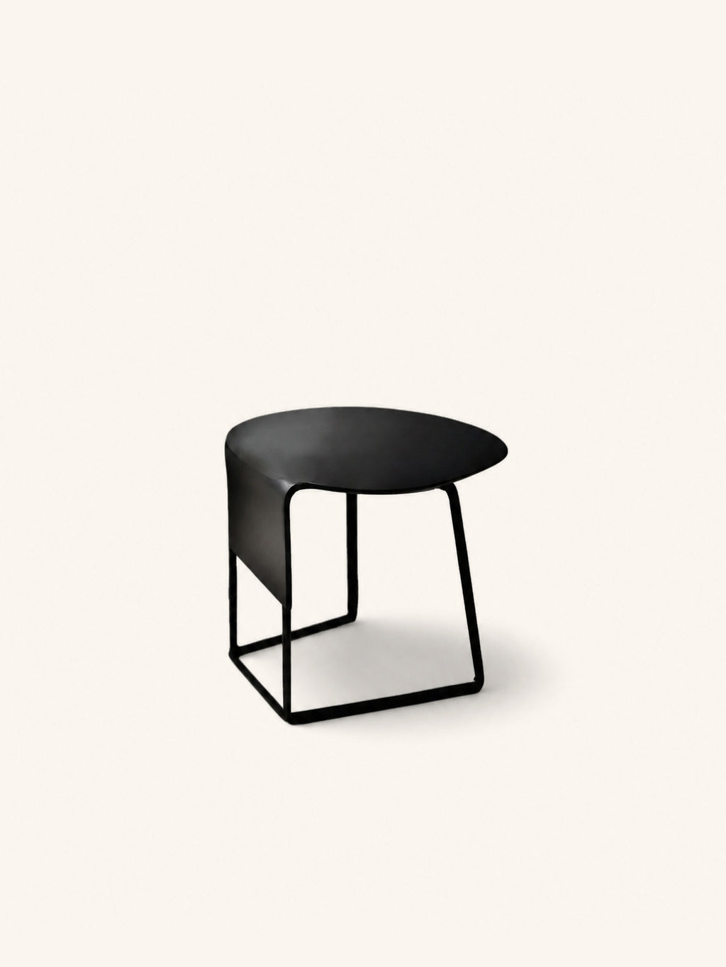 TILT - Beistelltisch - Metall - DIA 45 x H 40 cm - Schwarz