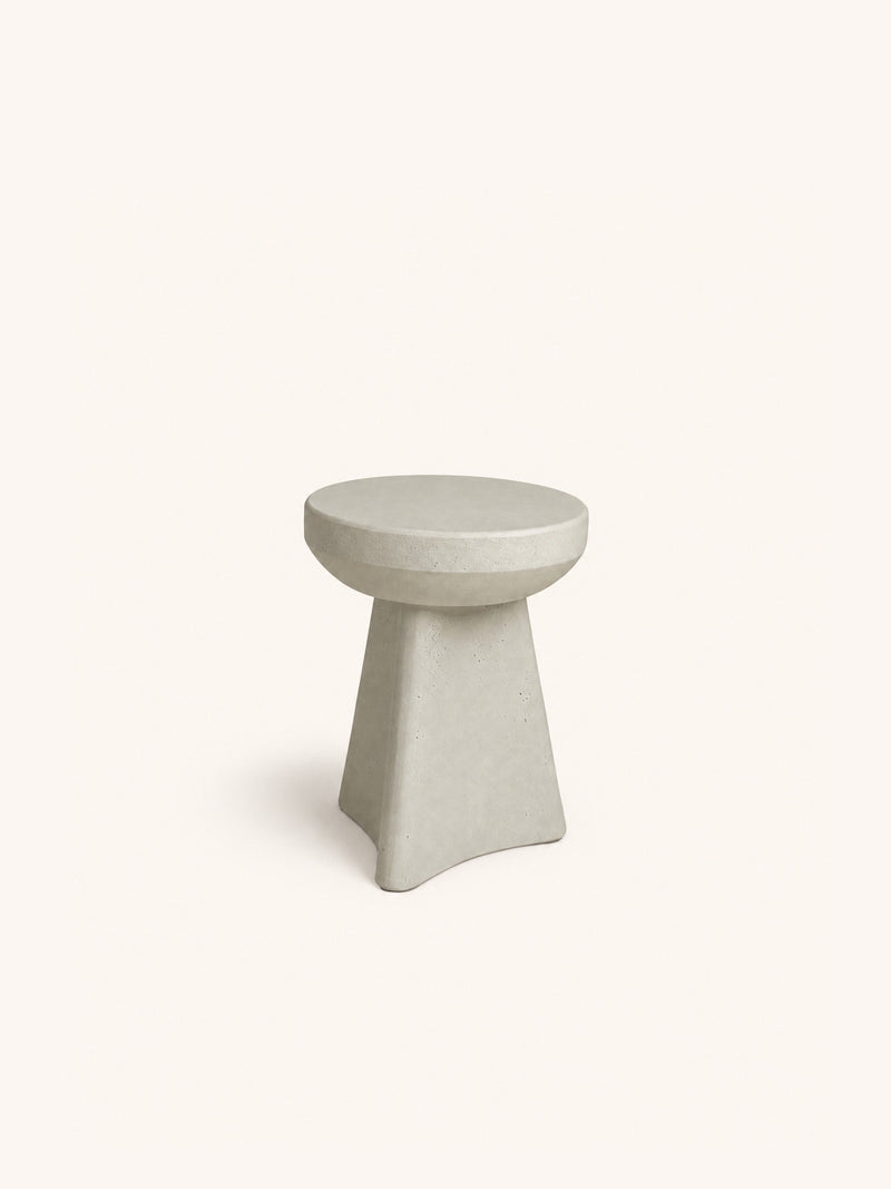MAKURA - zitkruk - vezelcement - DIA 36 x H 45 cm - gebroken wit