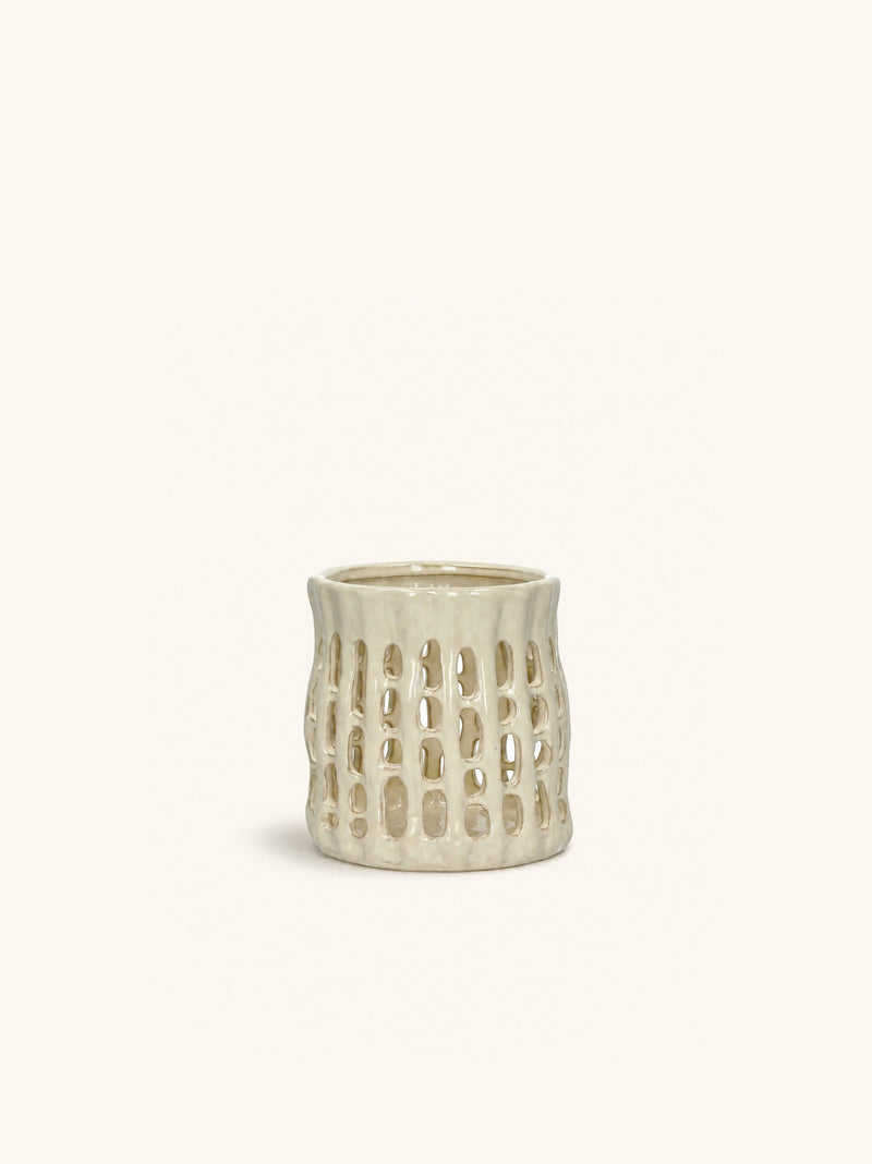 NERIDA - candle holder - stoneware - DIA 15,8 x H 16 cm - beige