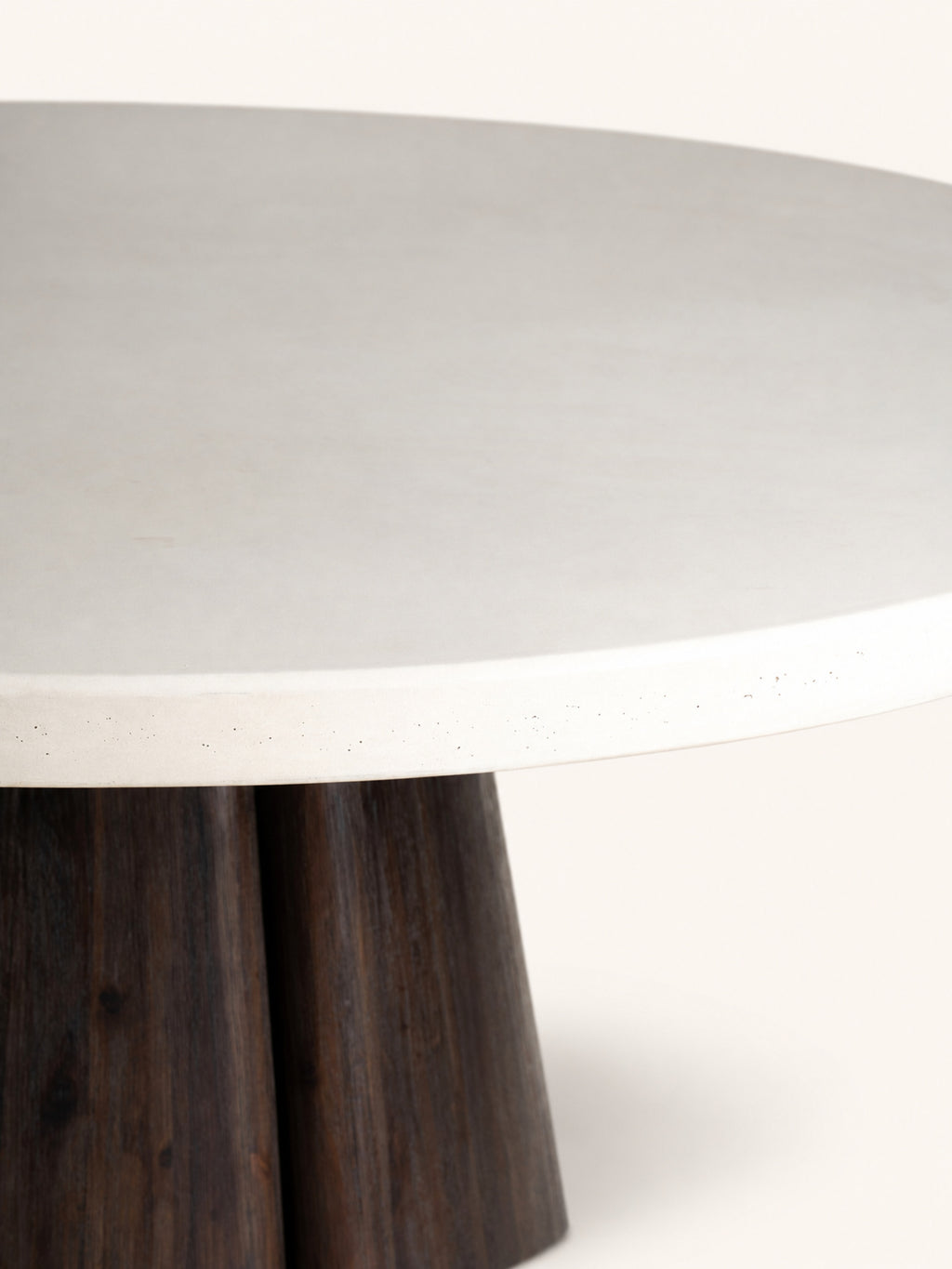 AUREN - dining table - fiber cement - DIA 150 x H 76 cm - off-white