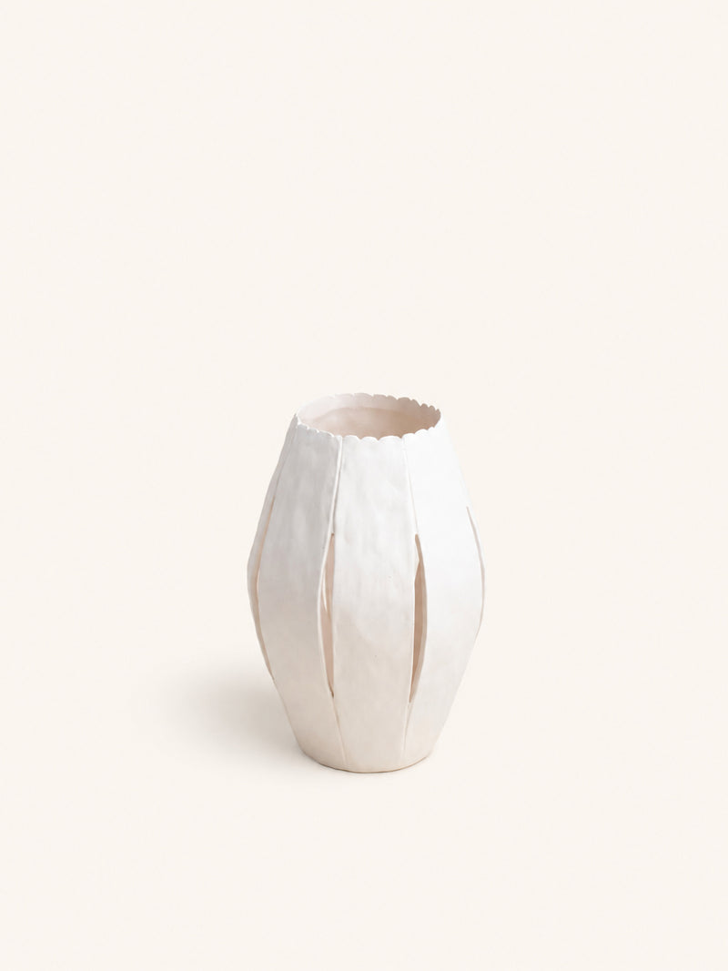 ARDE - candle holder - stoneware - DIA 18 x H 27 cm - white