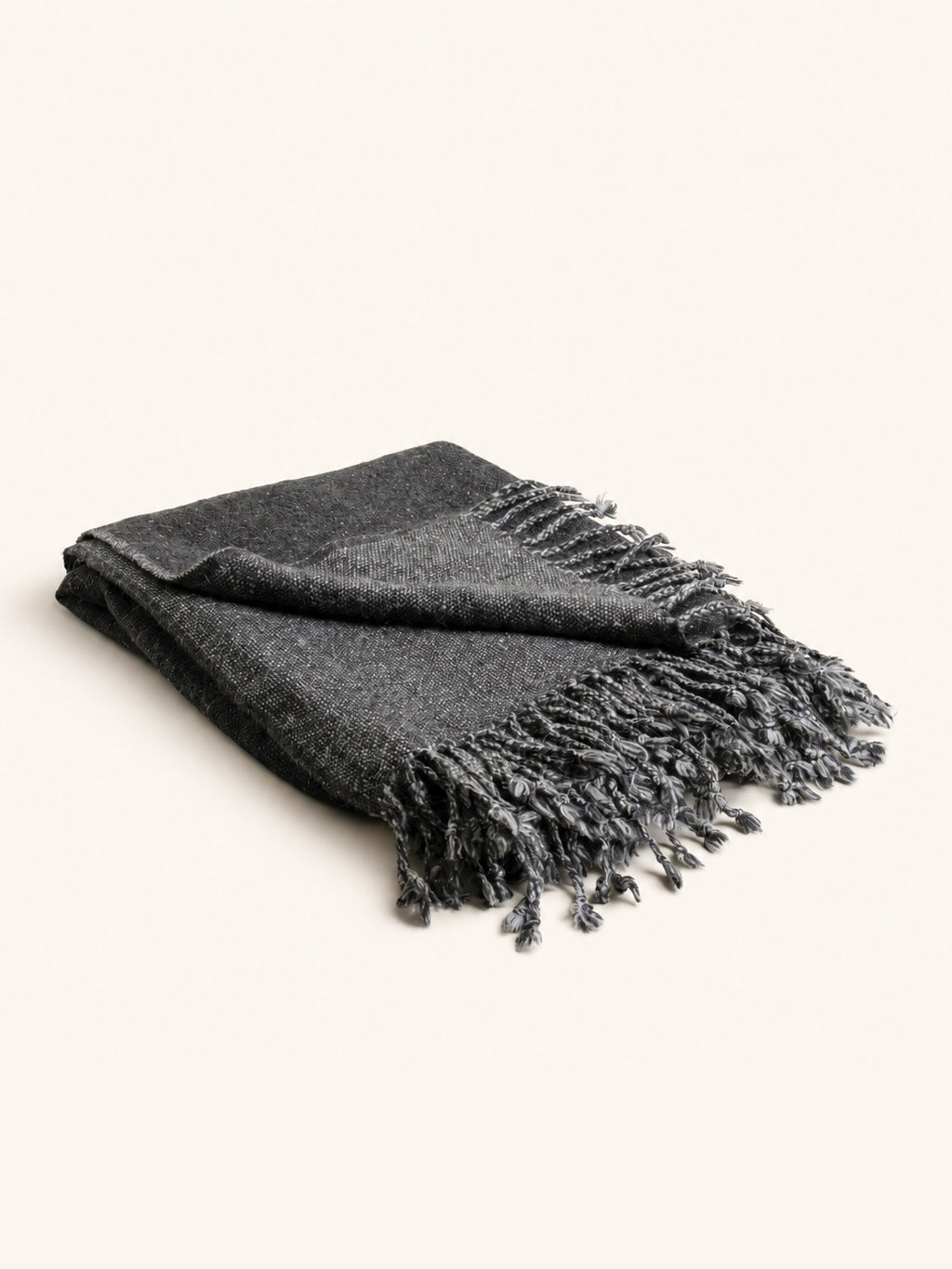MAKALU - Plaid - recycelte Wolle - L 170 x W 130 cm - Holzkohle