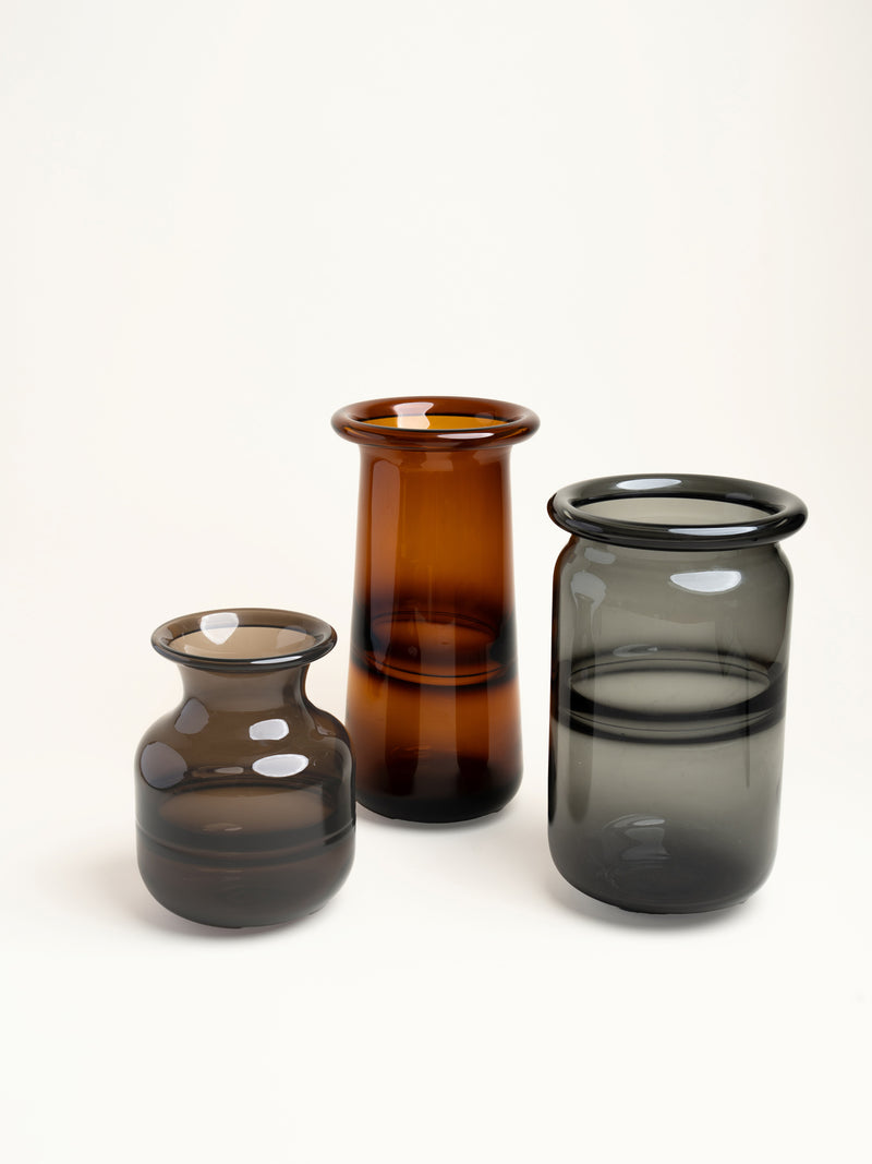 FUMIO - vaas - glas - DIA 17 x H 25 cm - donker amber