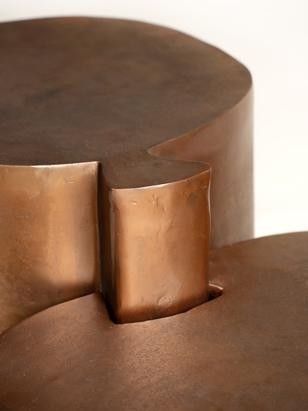 SOLV - Beistelltisch - Aluminium - L 65 x W 50 x H 38 cm - Bronze