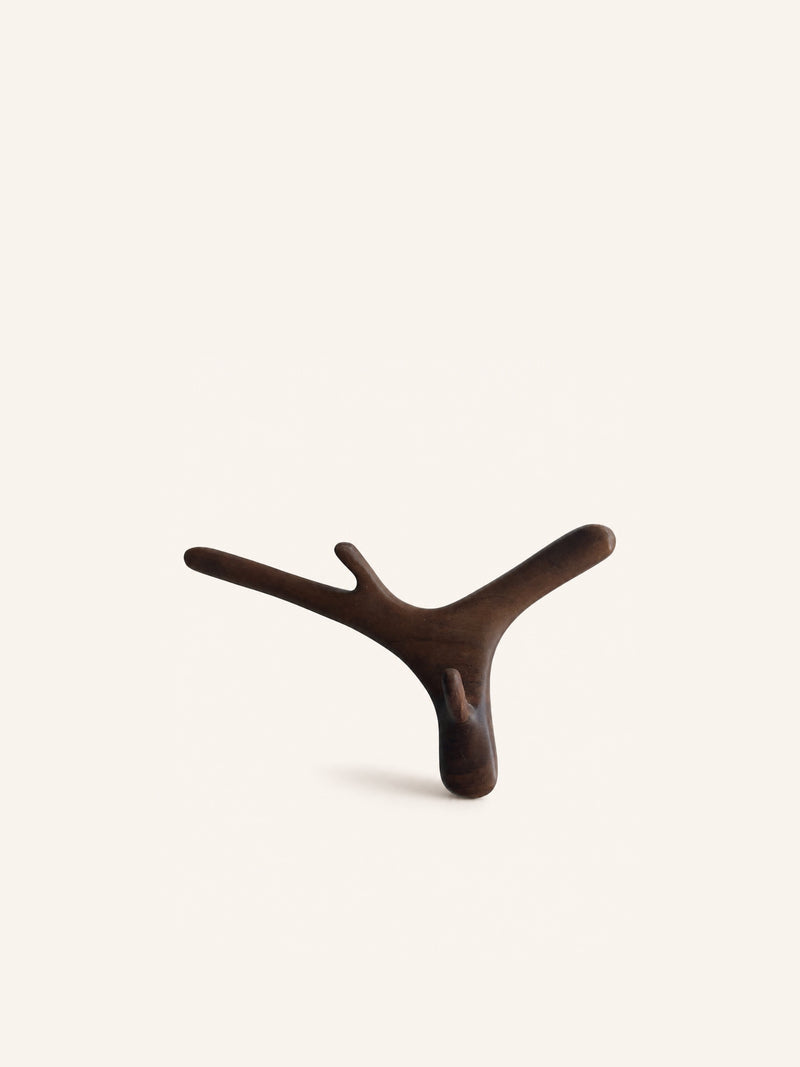 BRANCH - wandhaak - acacia hout - L 35 x W 8 x H 20 cm - roodbruin