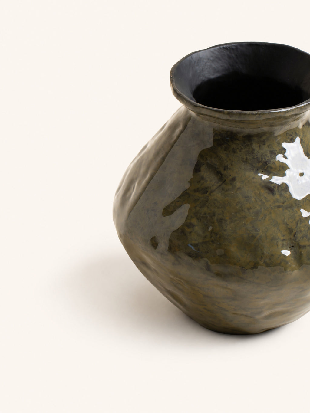 MODI - vase - aluminum - DIA 20,5 x H 20,5 cm - green