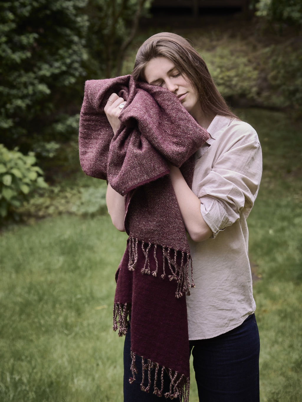 MAKALU - plaid - gerecycleerde wol - L 170 x W 130 cm - bordeaux